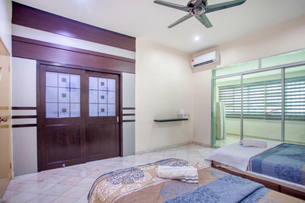 Gunung View Homestay 10 To 12 Pax Near Sunway Tambun Ipoh Exterior photo